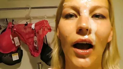 Rilynn Rae Doggystyle Spaß in der pornos gratis gucken Küche