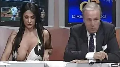 Das vollbusige Mini-Sklavenmädchen kostenlos hardcore pornos schauen gibt auf, um nach Schmerzen zu saugen