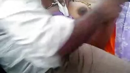 Mollige vollbusige Blondine mit Brille pornos für handy kostenlos und Dirty Talk
