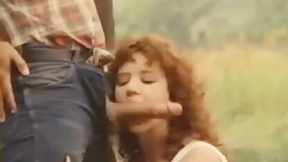 Brünette haben eine hausfrauen sexfilme kostenlos gute Zeit