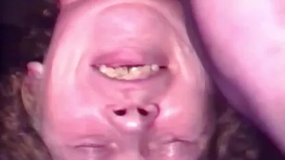 Wam Gag Schlampe schluckt hardcore porno filme gratis